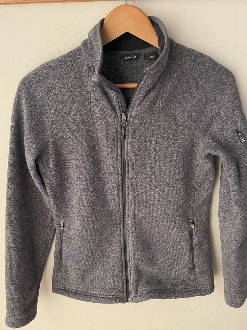 Eddie Bauer Women's Gray Full-Zip Fleece “Sweater” Jacket/cardigan Medium